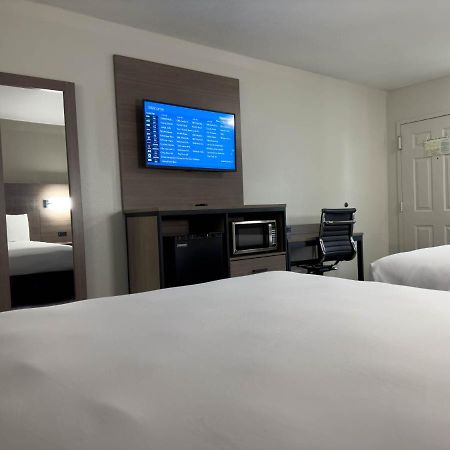 Americas Best Value Inn Austin Exterior foto