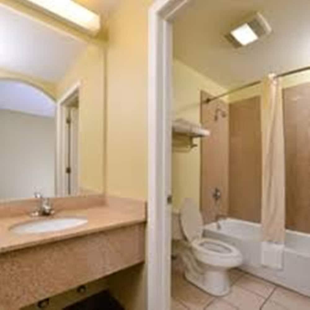 Americas Best Value Inn Austin Exterior foto