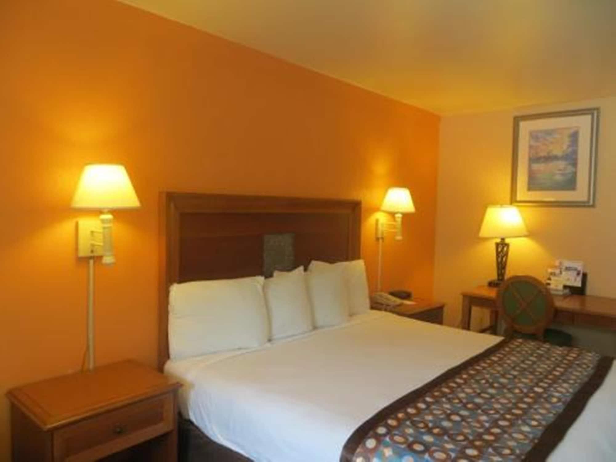 Americas Best Value Inn Austin Exterior foto
